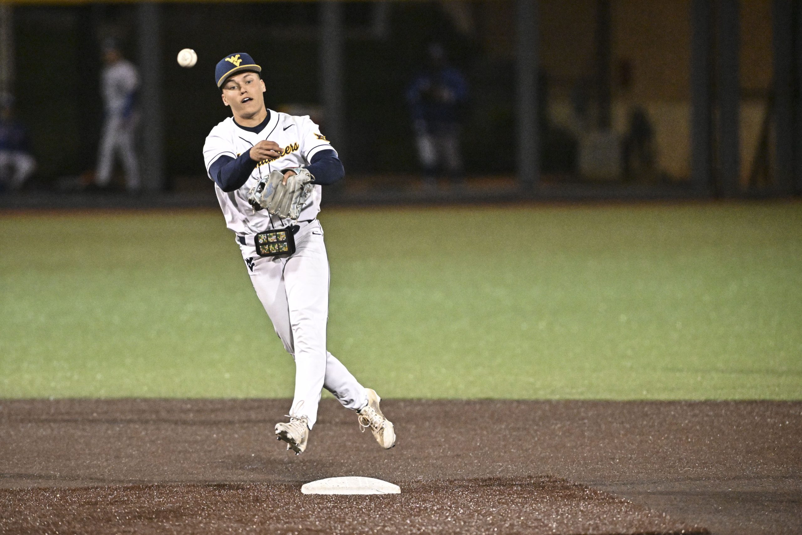 WVU splits series with Stetson, J.J. Wetherholt injured